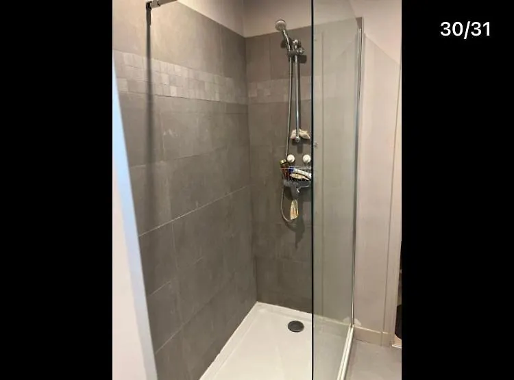 Luxueux Pavillon Grande Suites Familiales 4 Pax Avec Grand Jardin Et Balcon Bagneux  France
