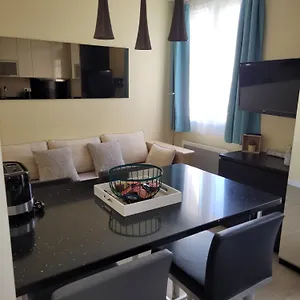  Apartamento Paris Par Metro 4 - Rer B - Calme - Patio Prive